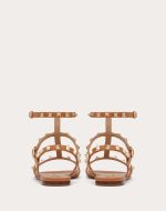 ROCKSTUD FLAT CALFSKIN SANDAL WITH STRAPS - Image 4